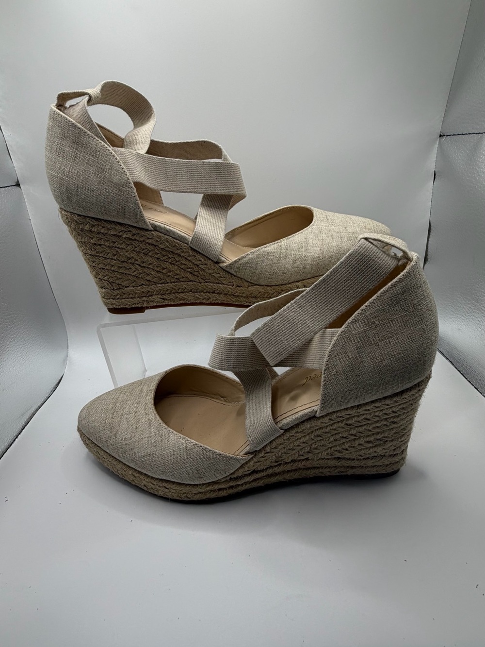 NWOT Violet & Red (Lynda) Canvas & Jute Espadrille Wedge Sandals with Straps